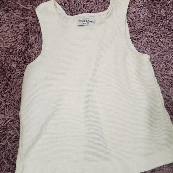 Madewell Texture & Thread Split-Back Shell Top - Picture 5 of 7